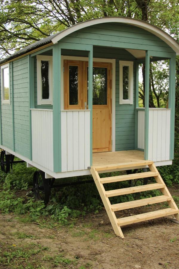 The Kestrel Shepherd Hut, Whitehouse Farm 斯托马基特 外观 照片